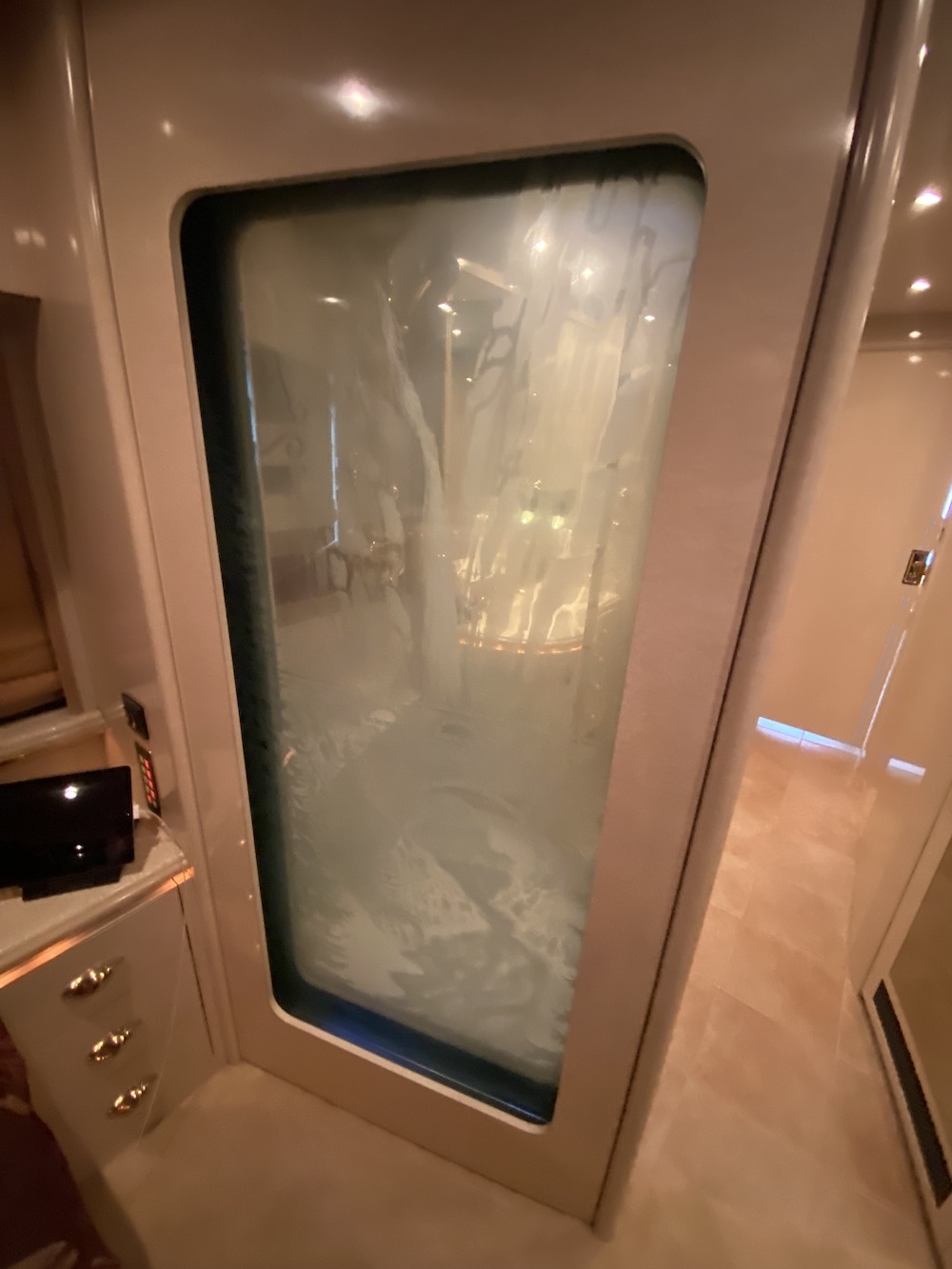 2001 Prevost Marathon XLII For Sale