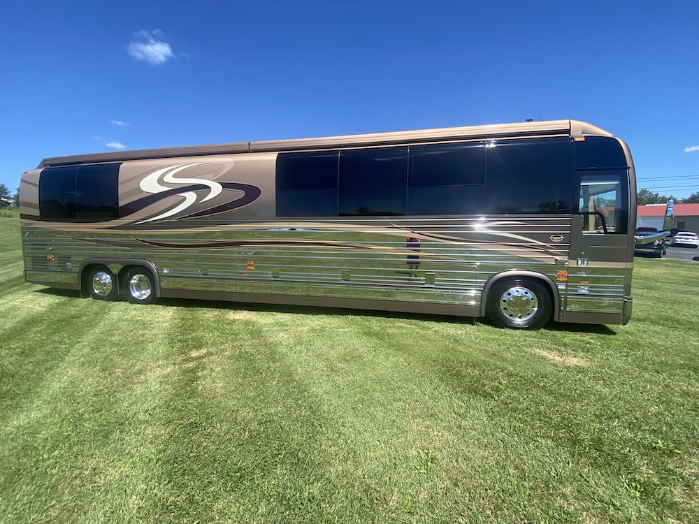 2001 Prevost Marathon XLII For Sale