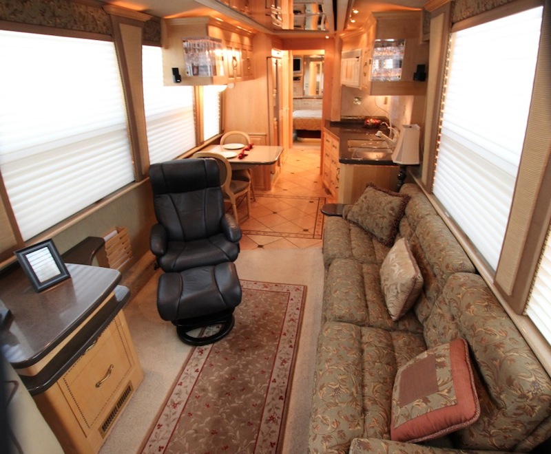 2001 Prevost Royale XLII For Sale