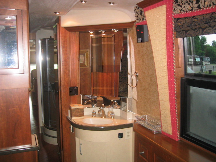 2001 Prevost Royale XLII For Sale