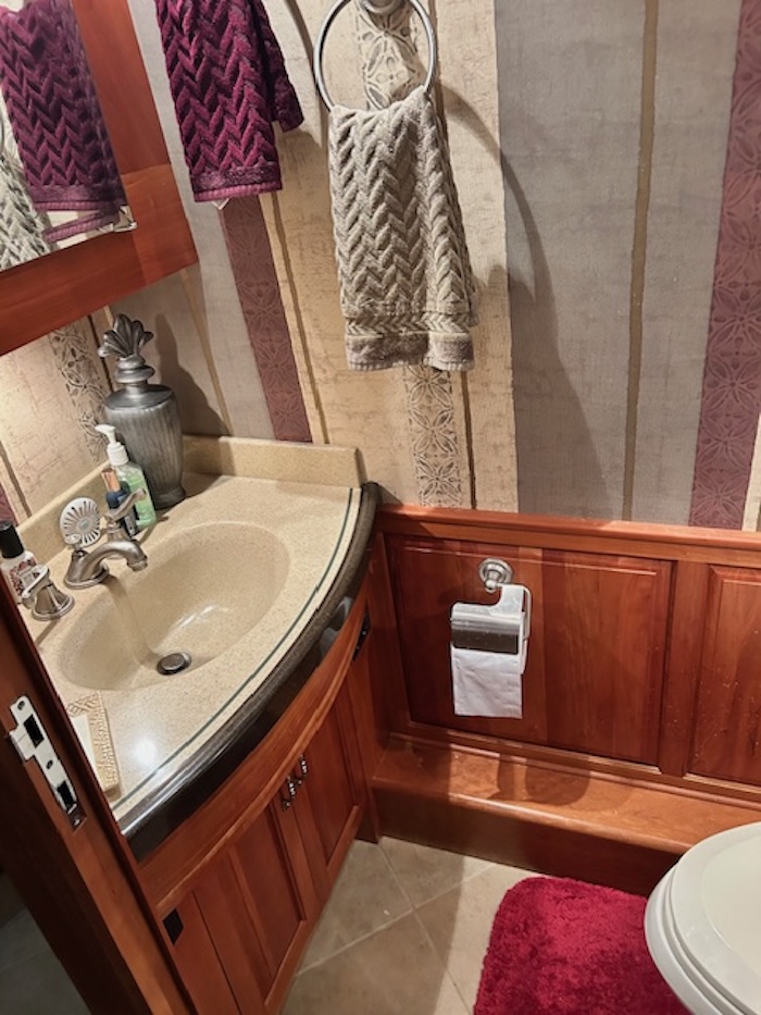 2006 Prevost Royale XLII For Sale