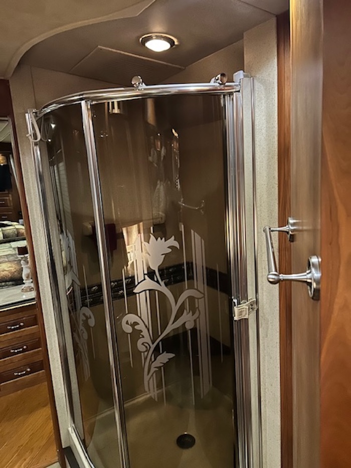 2006 Prevost Royale XLII For Sale