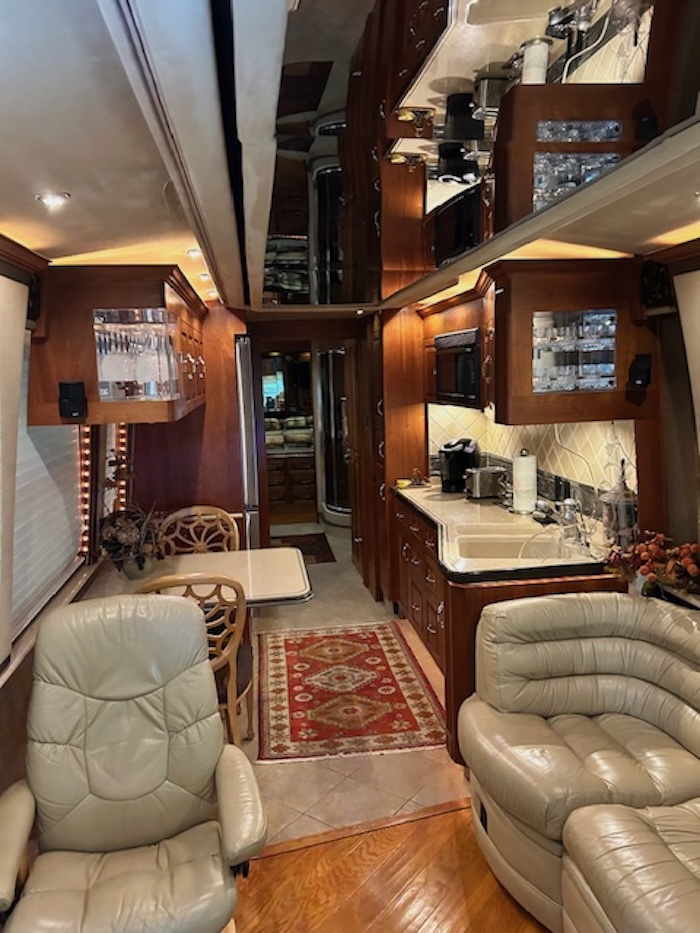 2006 Prevost Royale XLII For Sale
