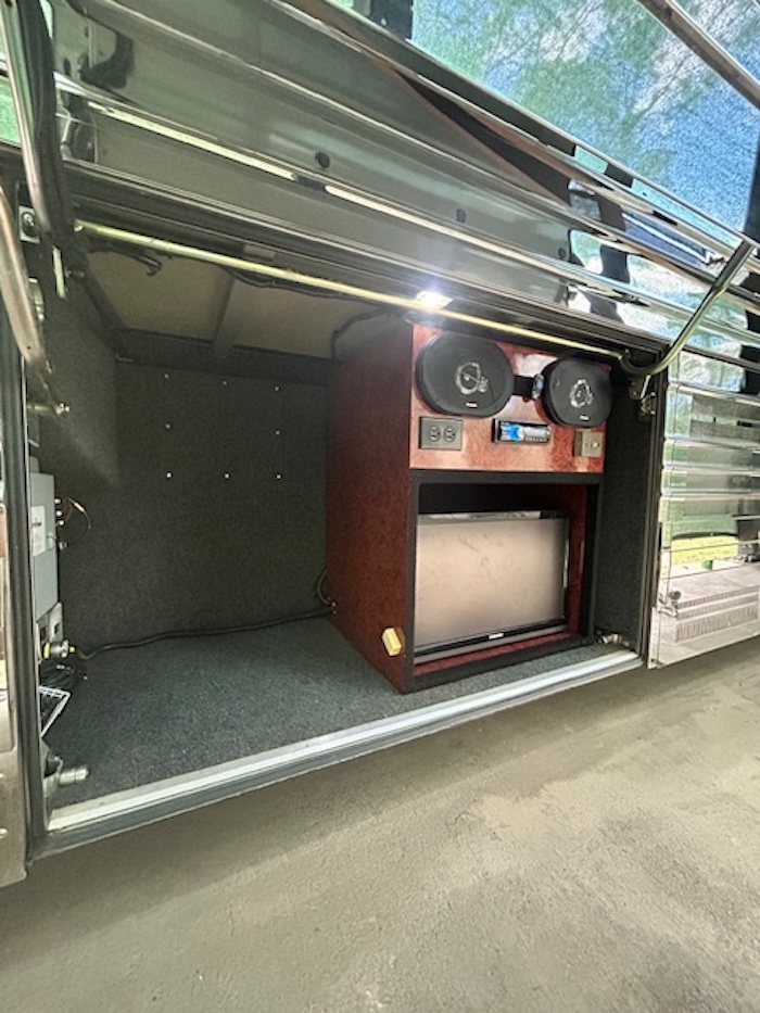 2006 Prevost Royale XLII For Sale