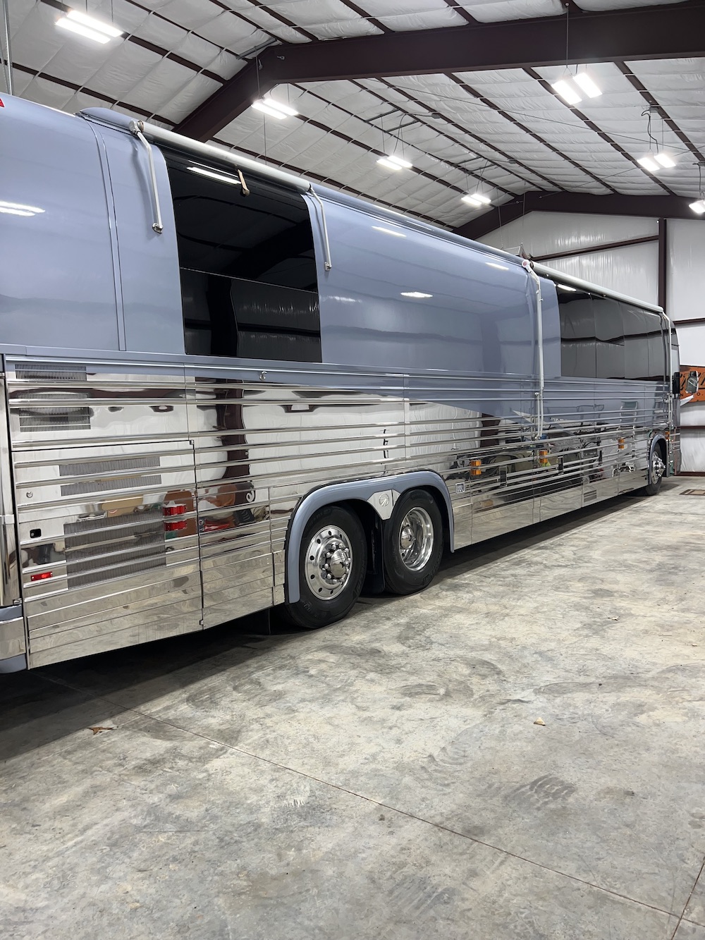 2001 Prevost Royale XLII For Sale