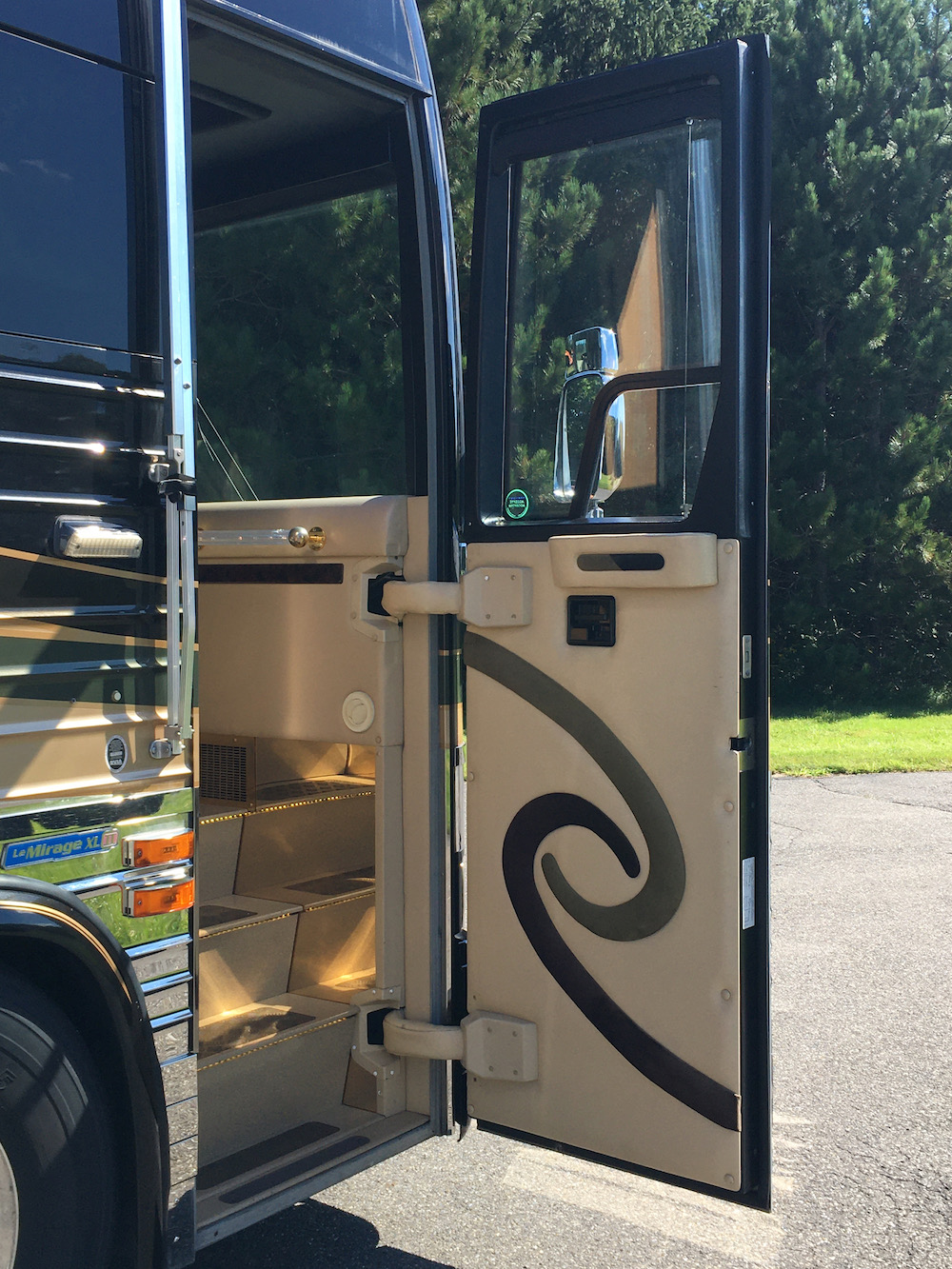 2001 Prevost Royale XLII For Sale