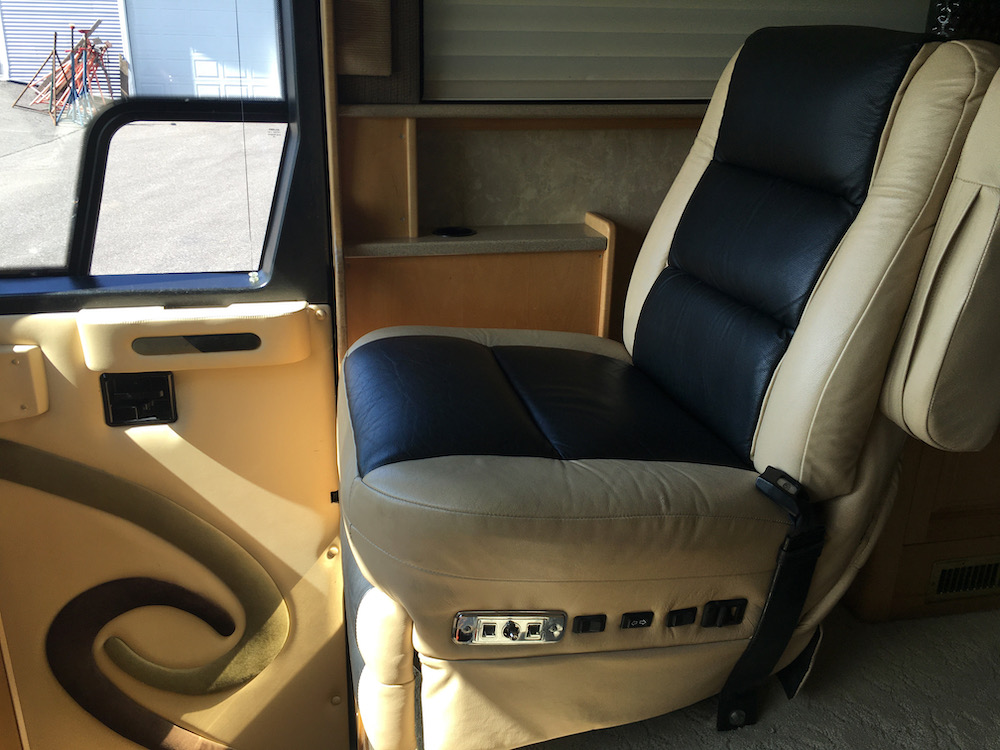 2001 Prevost Royale XLII For Sale