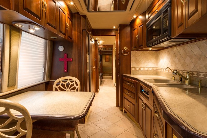 2001 Prevost Royale XLII For Sale