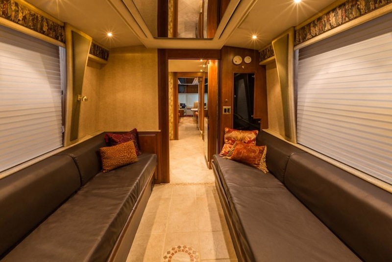 2001 Prevost Royale XLII For Sale