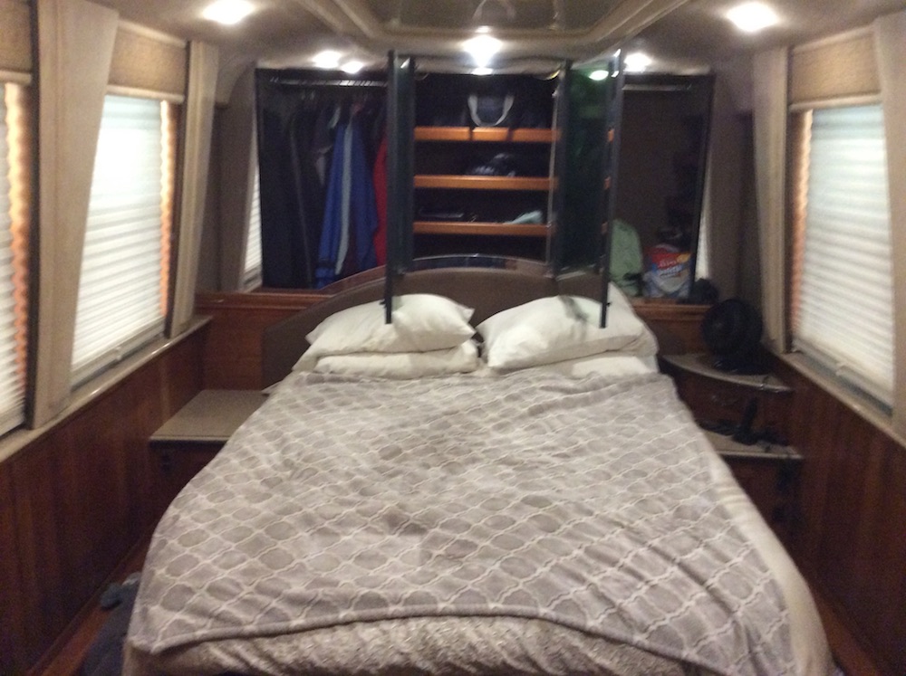 2001 Prevost Royale XLII For Sale