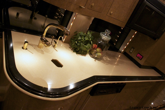 2001 Prevost Vantare For Sale