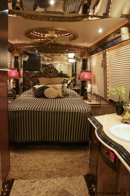 2001 Prevost Vantare For Sale