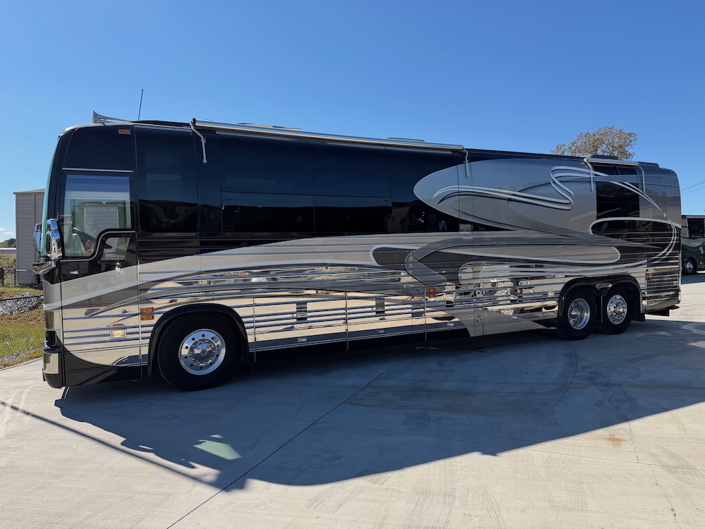 2002 Prevost Country Coach XLII For Sale
