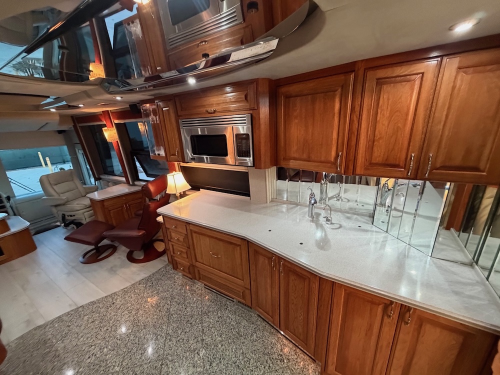 2002 Prevost Country Coach XLII For Sale