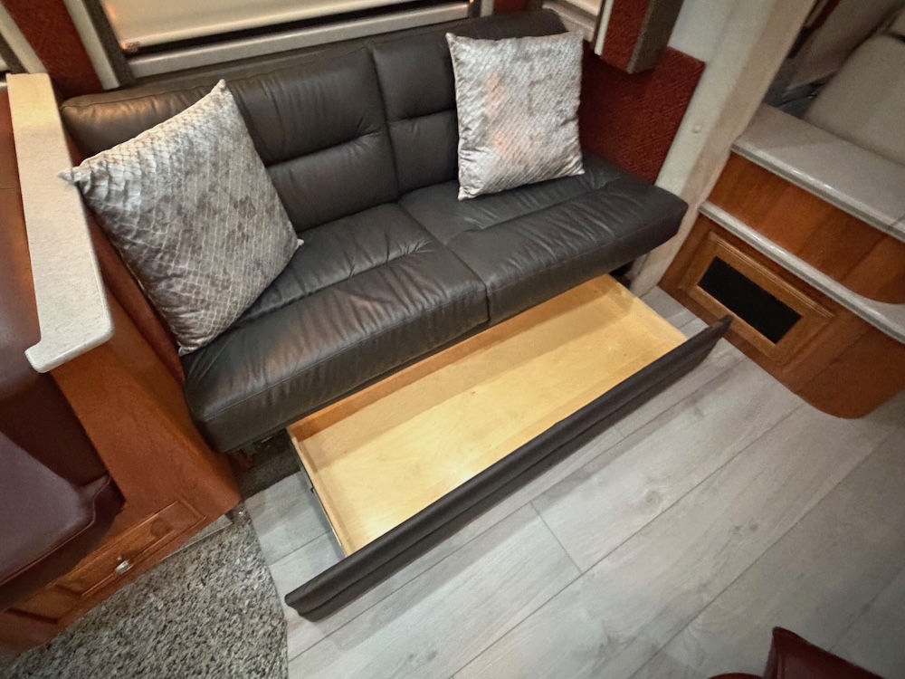 2002 Prevost Country Coach XLII For Sale