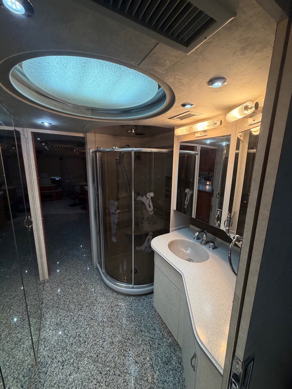 2002 Prevost Country Coach XLII For Sale