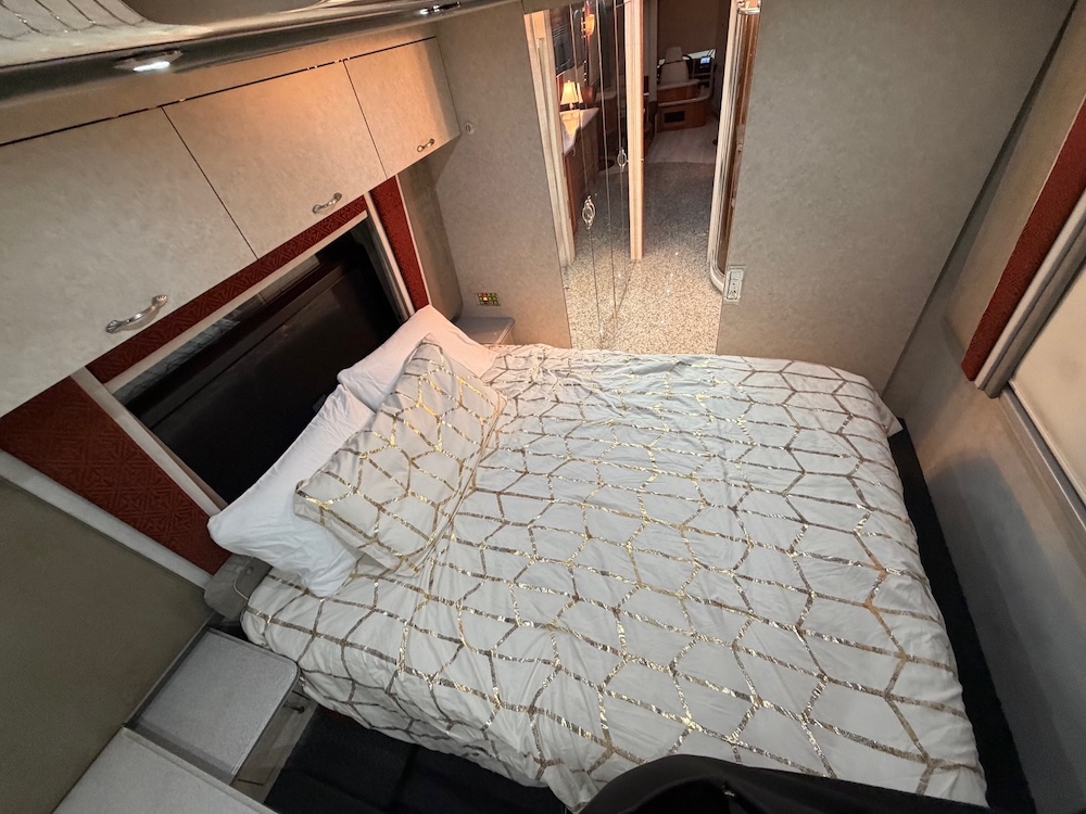 2002 Prevost Country Coach XLII For Sale