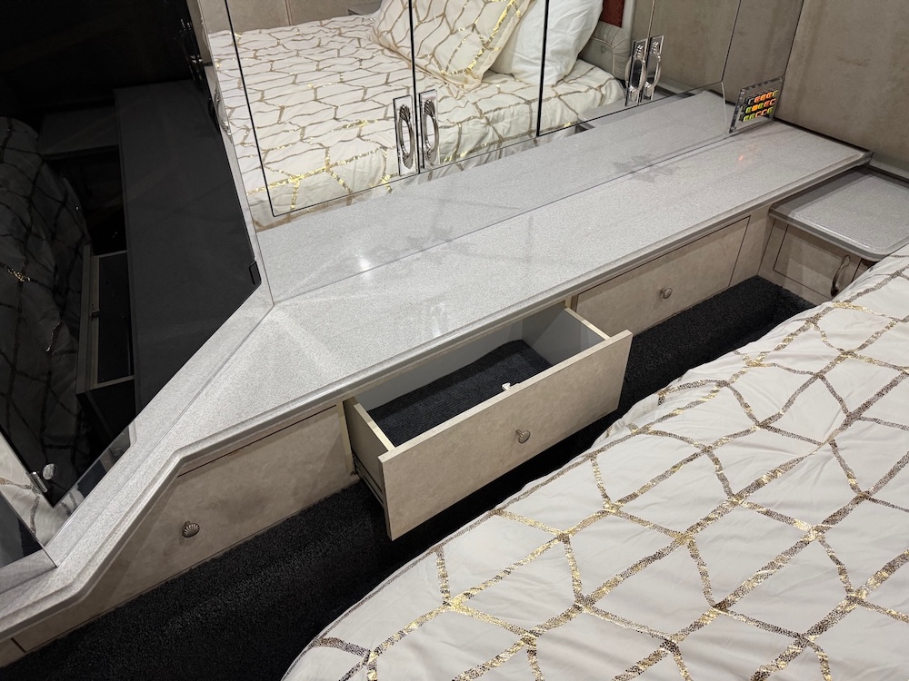 2002 Prevost Country Coach XLII For Sale