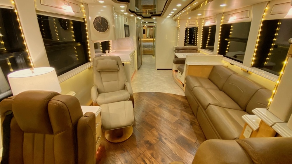 2002 Prevost American XLII For Sale