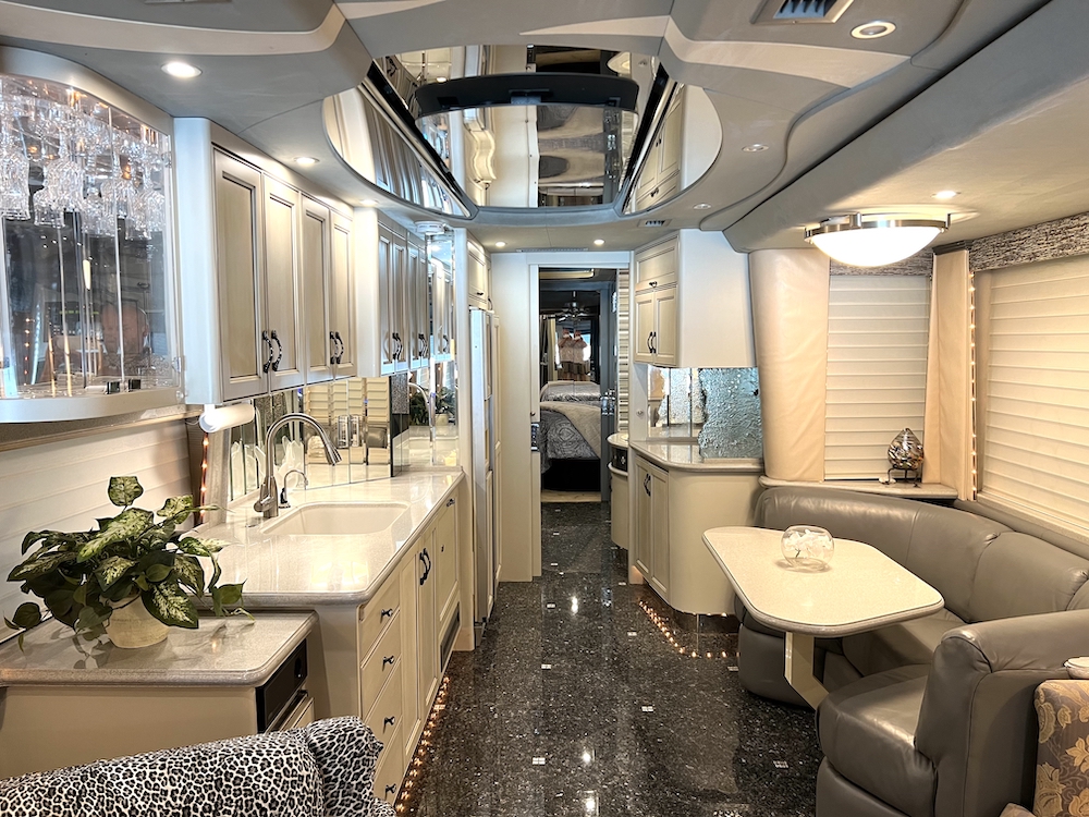 2002 Prevost Country Coach XLII For Sale