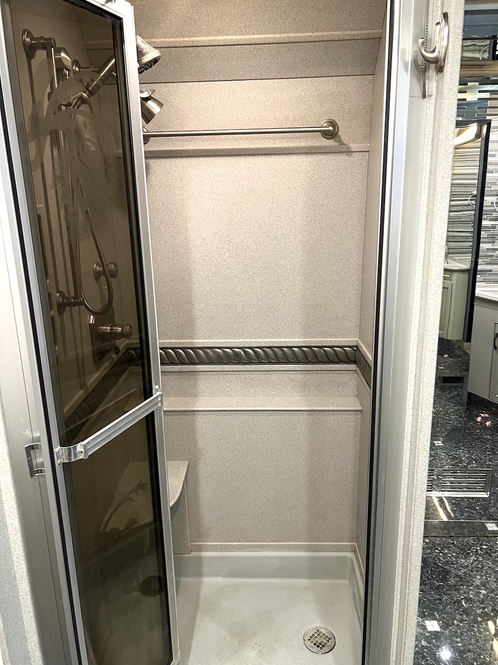 2002 Prevost Country Coach XLII For Sale