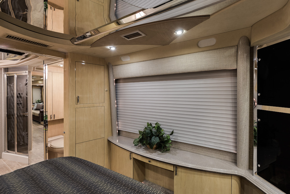 2002 Prevost Country Coach XLII For Sale