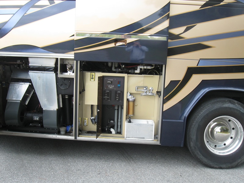 2002 Prevost Custom Coach H3-45 For Sale