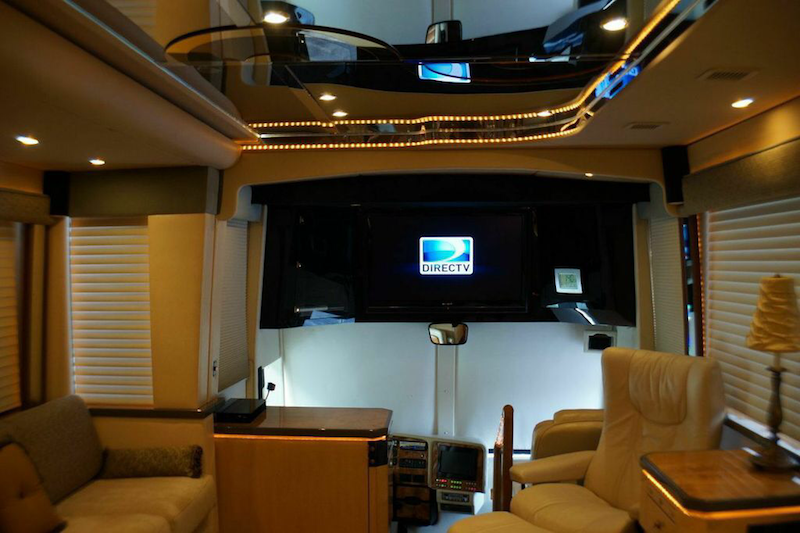 2002 Prevost Featherlite H3-45 For Sale