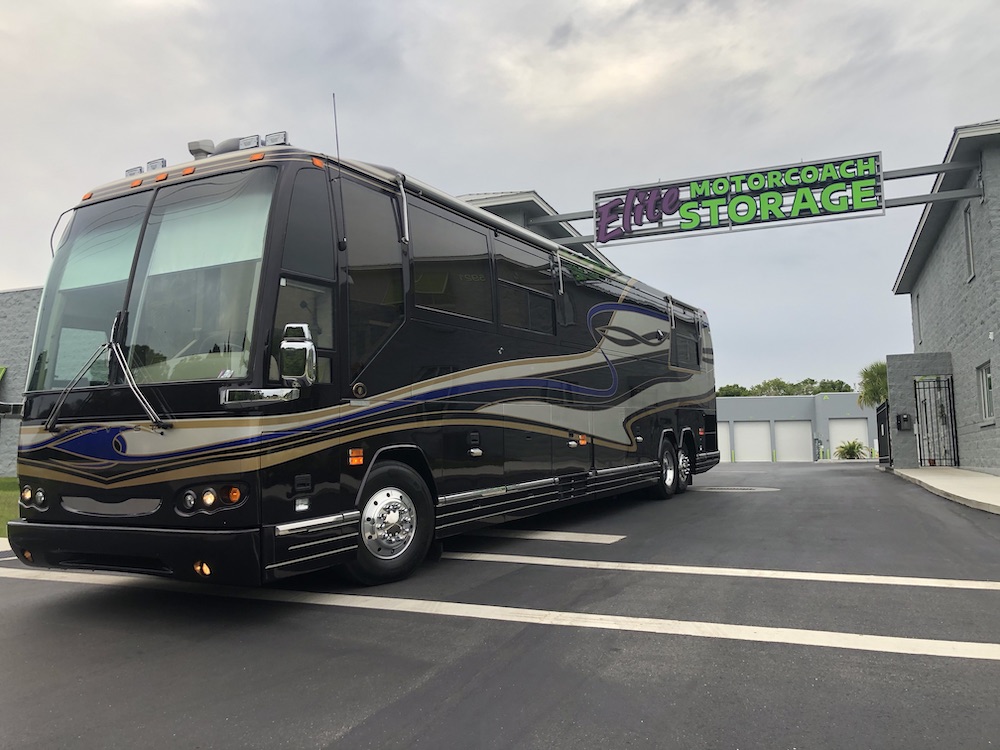 2002 Prevost Featherlite H3-45 For Sale