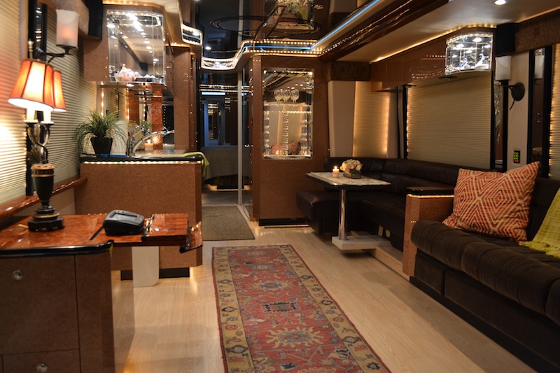 2002 Prevost Featherlite H3-45 For Sale