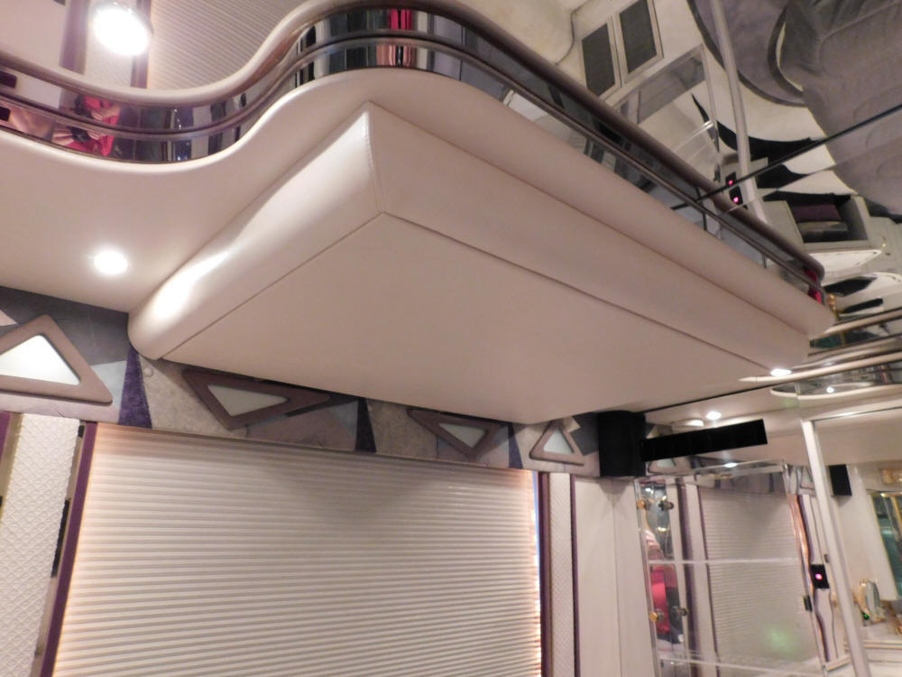 2002 Prevost Featherlite H3-45 For Sale