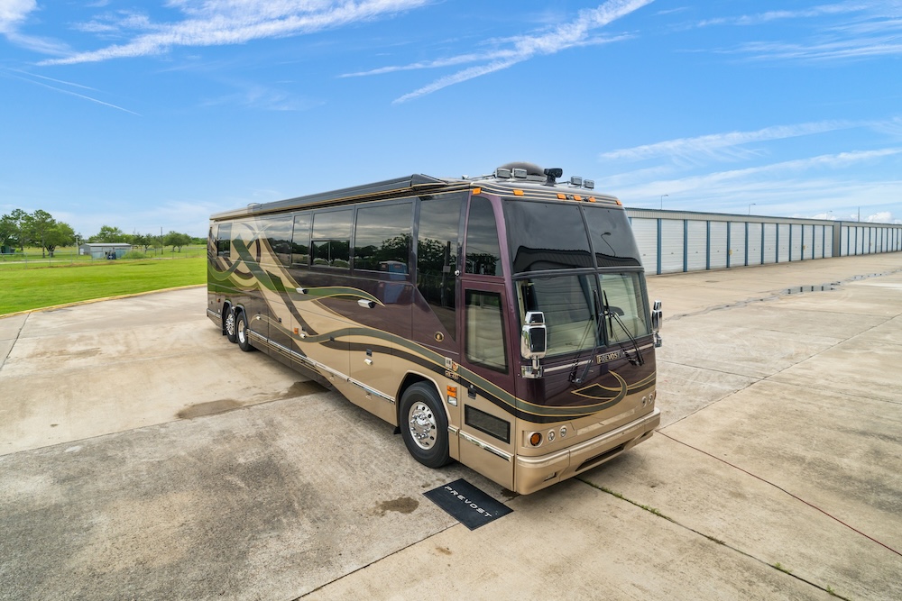 2002 Prevost Featherlite H3-45 For Sale