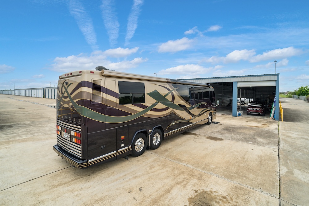 2002 Prevost Featherlite H3-45 For Sale