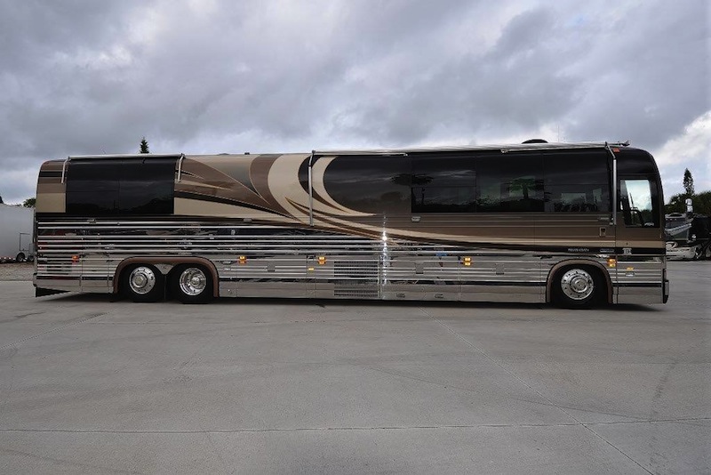 2002 Prevost Liberty XLII For Sale