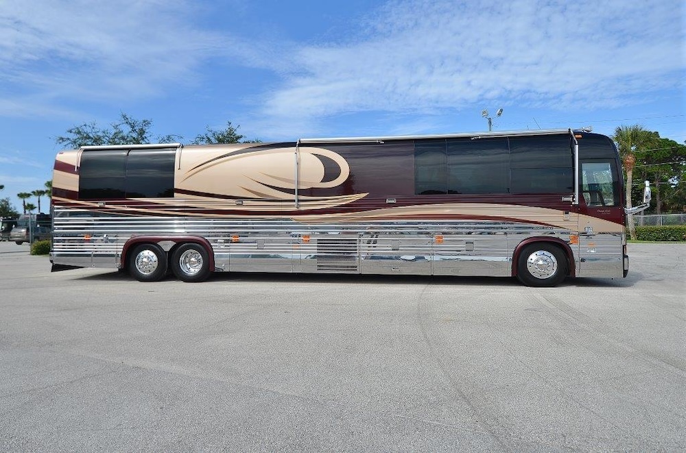 2002 Prevost Liberty XLII For Sale