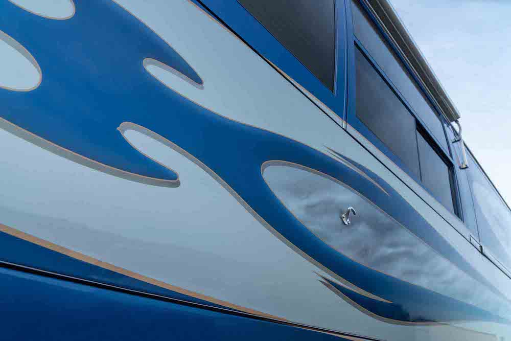 2002 Prevost Marathon H3-45 For Sale