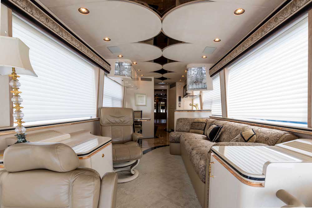 2002 Prevost Marathon H3-45 For Sale