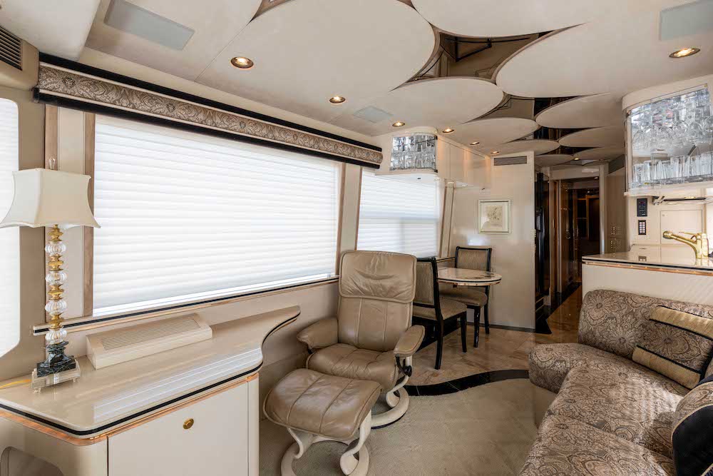 2002 Prevost Marathon H3-45 For Sale