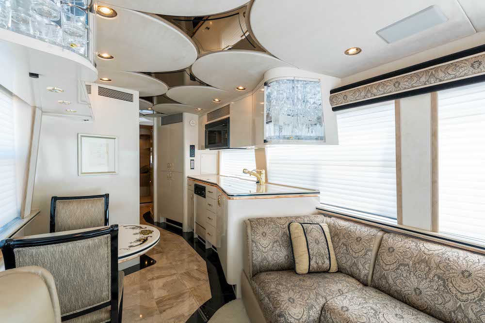 2002 Prevost Marathon H3-45 For Sale