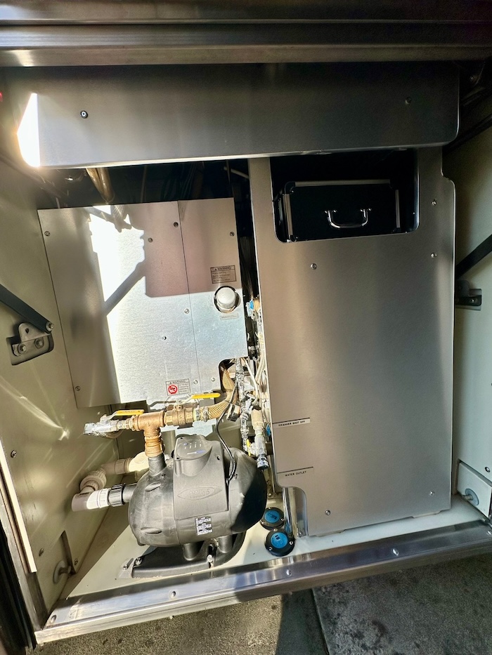 2002 Prevost Marathon H3-45 For Sale