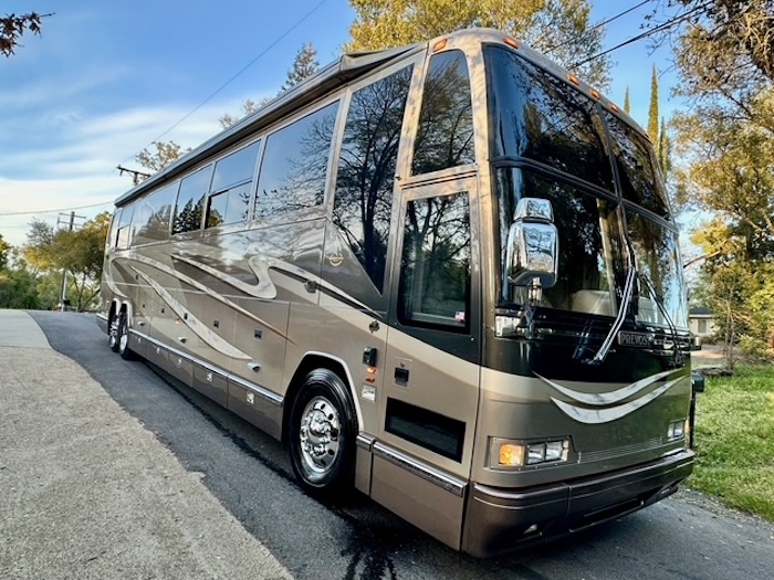 2002 Prevost Marathon H3-45 For Sale