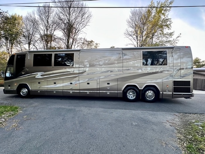 2002 Prevost Marathon H3-45 For Sale