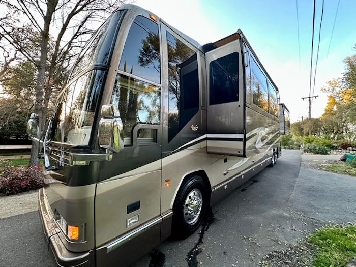 2002 Prevost Marathon H3-45 For Sale