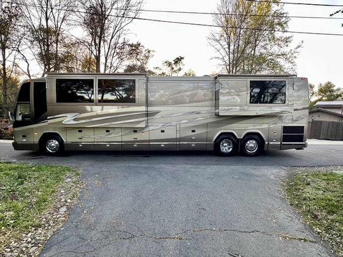 2002 Prevost Marathon H3-45 For Sale