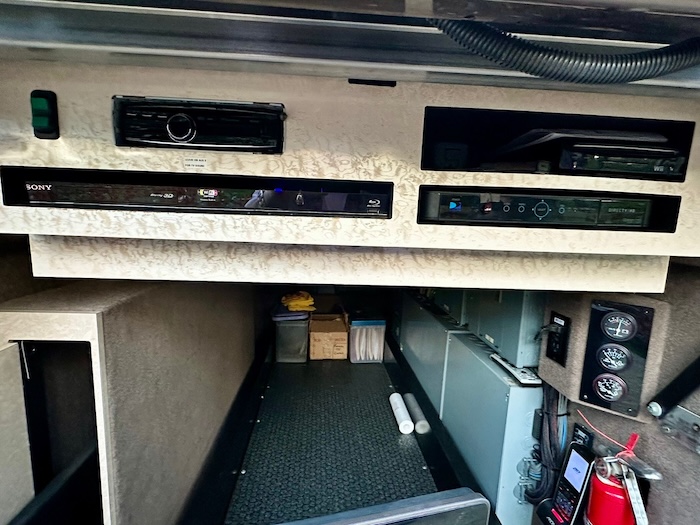 2002 Prevost Marathon H3-45 For Sale