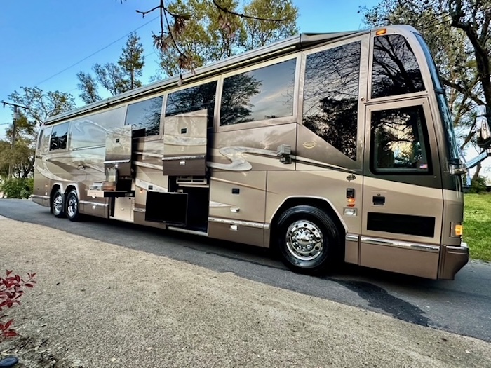 2002 Prevost Marathon H3-45 For Sale