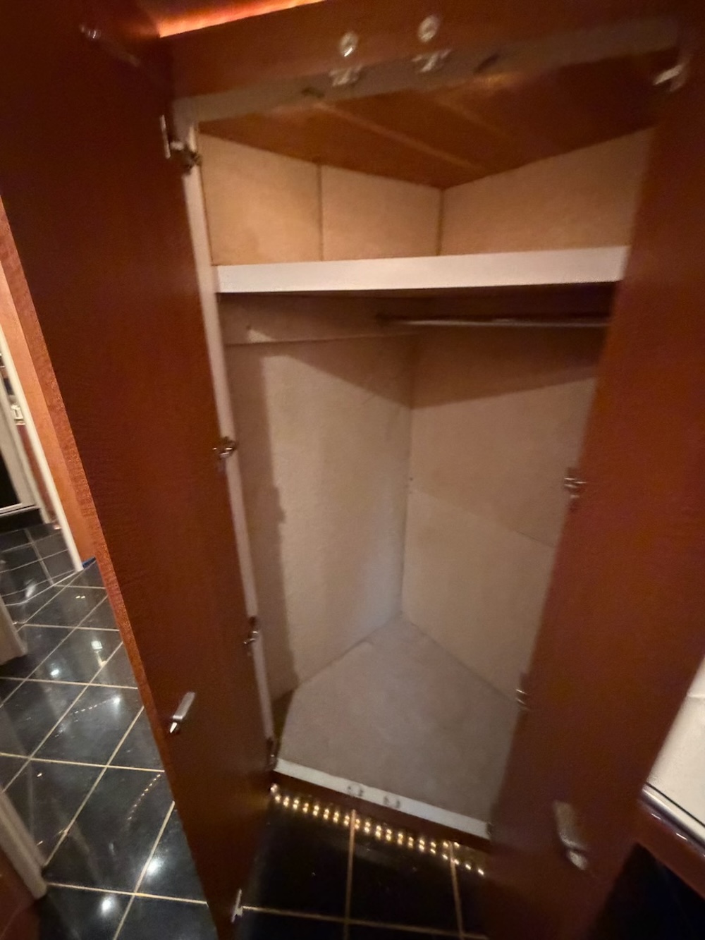 2002 Prevost Featherlite H3-45 For Sale