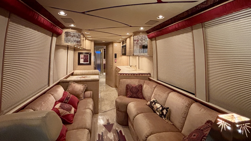 2002 Prevost Marathon XLII For Sale