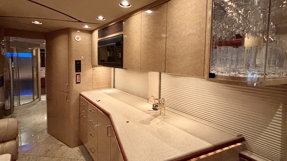 2002 Prevost Marathon XLII For Sale