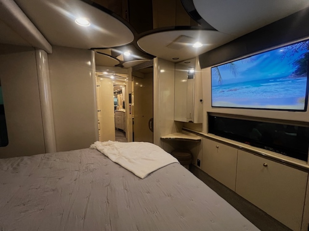 2002 Prevost Marathon XLII For Sale